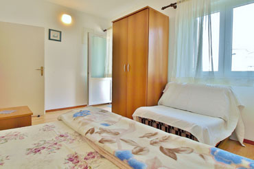 Apartments BALEN * 1 single bed and 1 large double bed