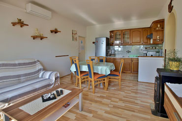 Apartments BALEN * kitchen, dining area, seating area, flat-screen TV...